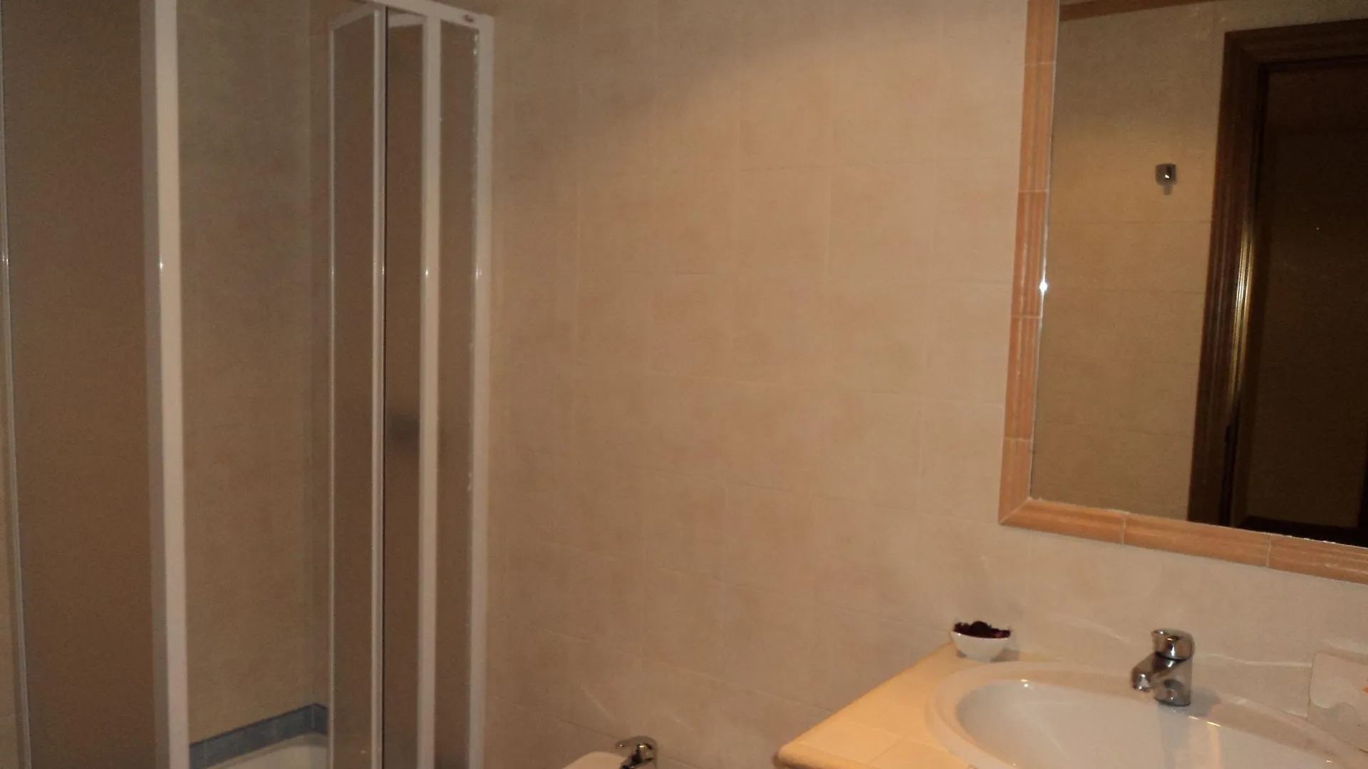 Hotel Encina Centenaria 莫纳奇尔 2*,