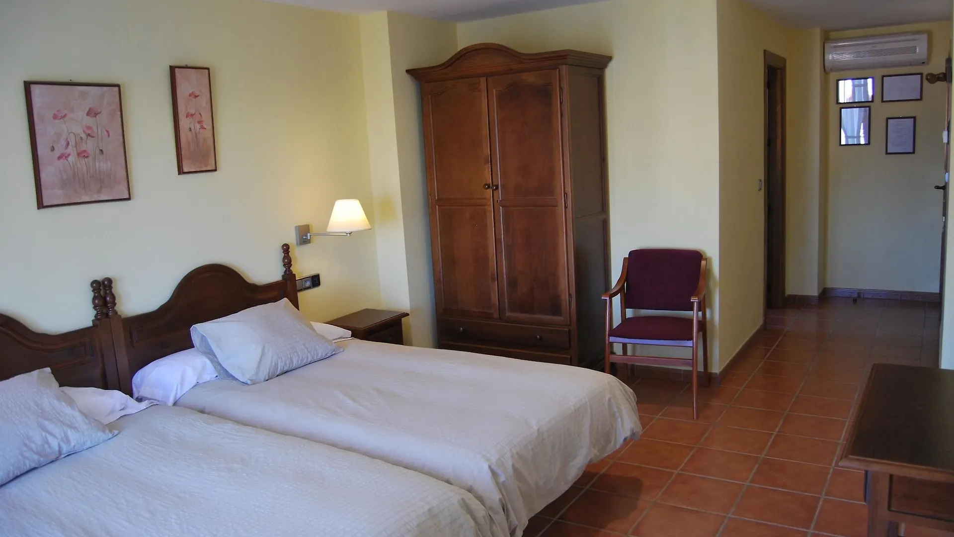 Hotel Encina Centenaria 莫纳奇尔
