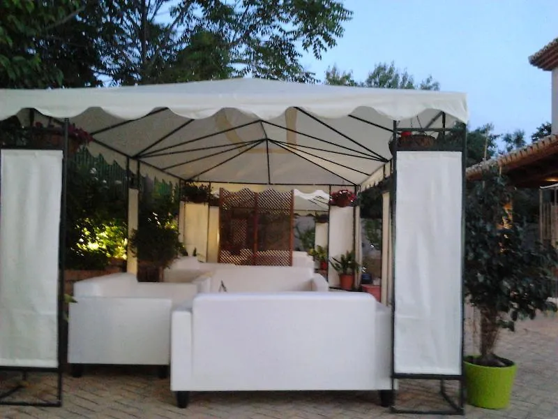 Hotel Encina Centenaria 莫纳奇尔