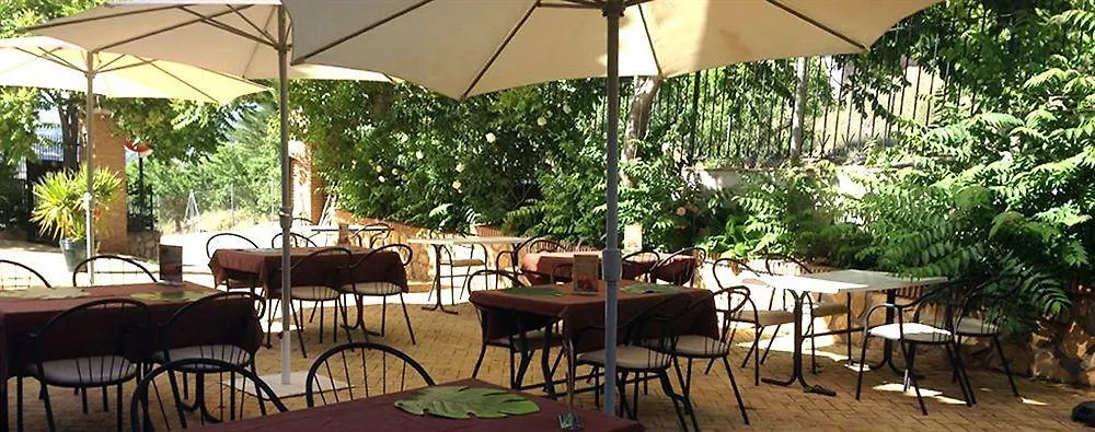 Hotel Encina Centenaria 莫纳奇尔